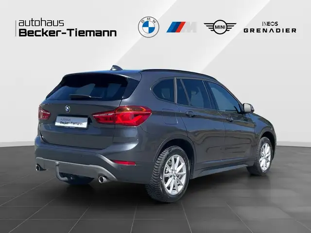 BMW X1 view 6