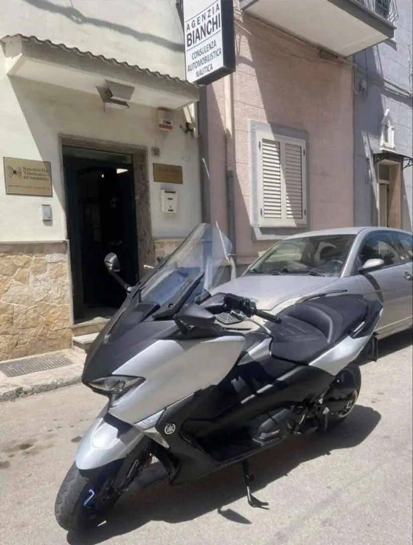 Yamaha TMAX 530 SX ABS Sport Edition - 1