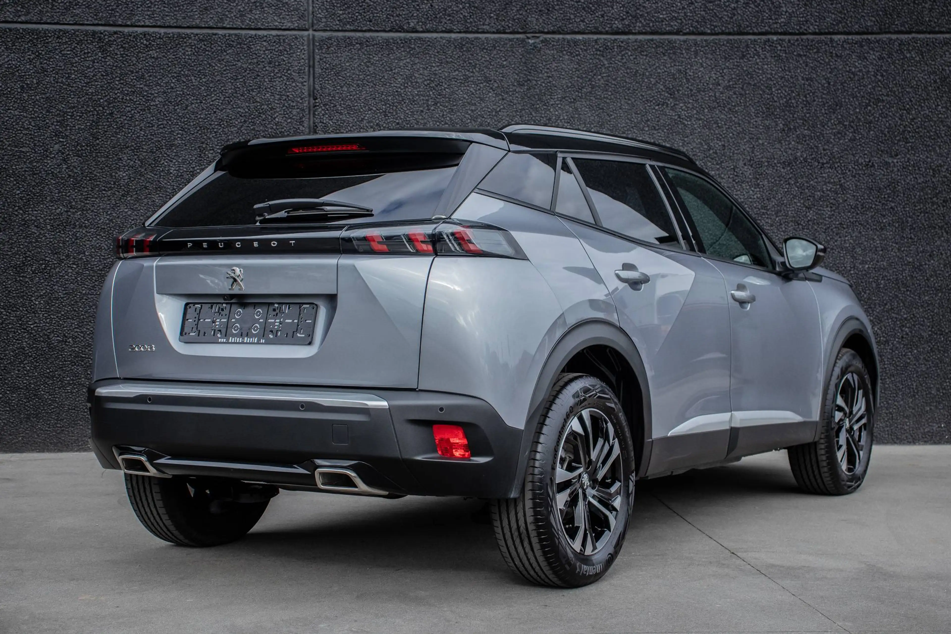Peugeot 2008 1.2i PureTech Turbo / 2.547 KM / APPLE CARPLAY / CAMERA / 360° / 3D COCKPIT / CRUISECONTROL / AIRCO / LED — photo 8