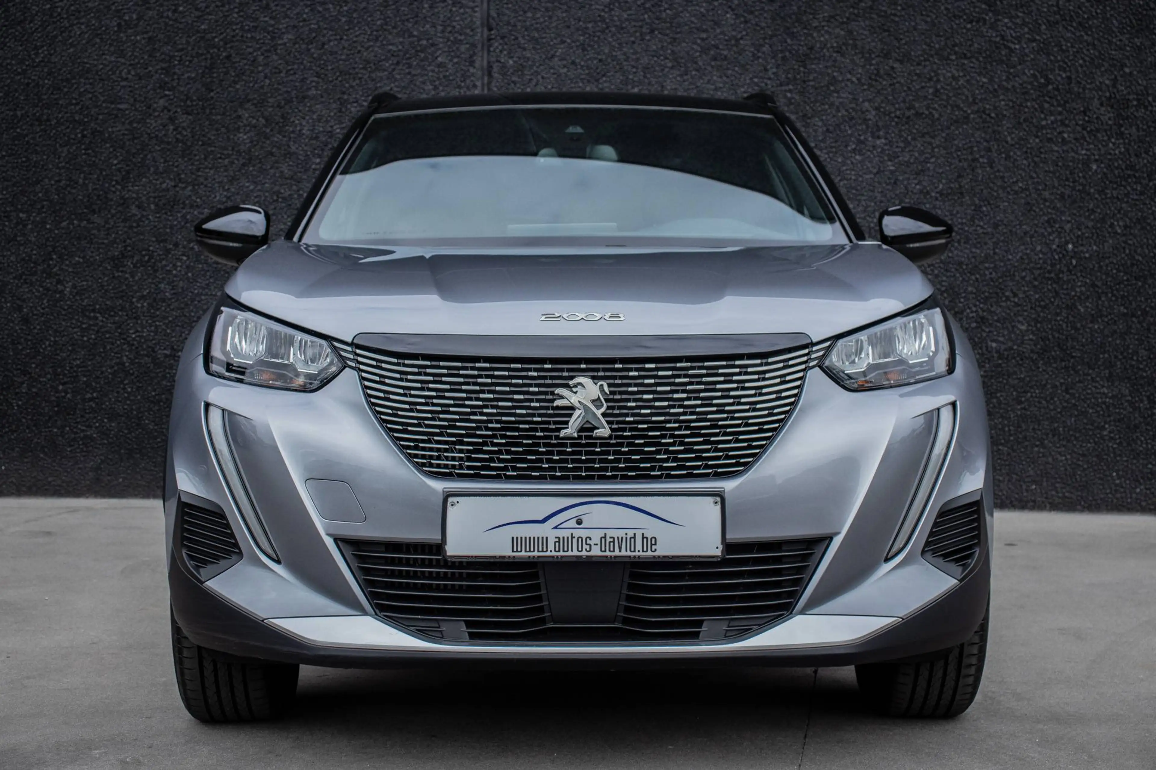 Peugeot 2008 1.2i PureTech Turbo / 2.547 KM / APPLE CARPLAY / CAMERA / 360° / 3D COCKPIT / CRUISECONTROL / AIRCO / LED — photo 5