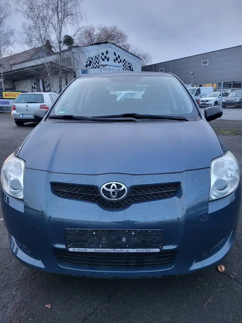 Toyota Auris Basis Blau - 1