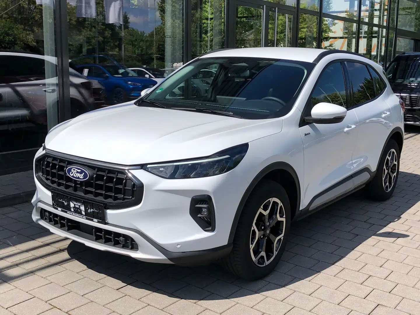 Ford Kuga 237 Kuga 2.5 Duratec FHEV Hybrid 4x4 Aut. Active Blanc - 2