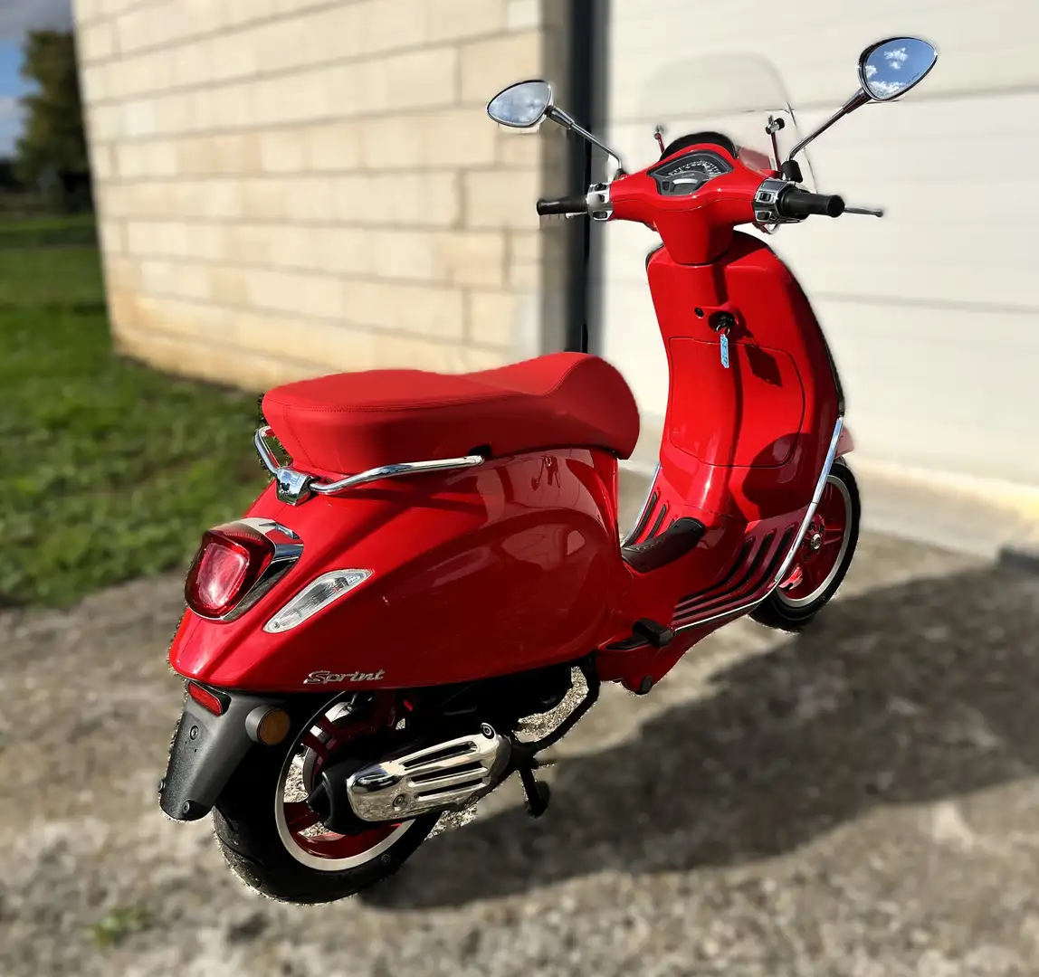 Vespa Sprint 50 Sprint 50 4T RED, 06/2019 - 6.900km, gepflegt Rot - 2