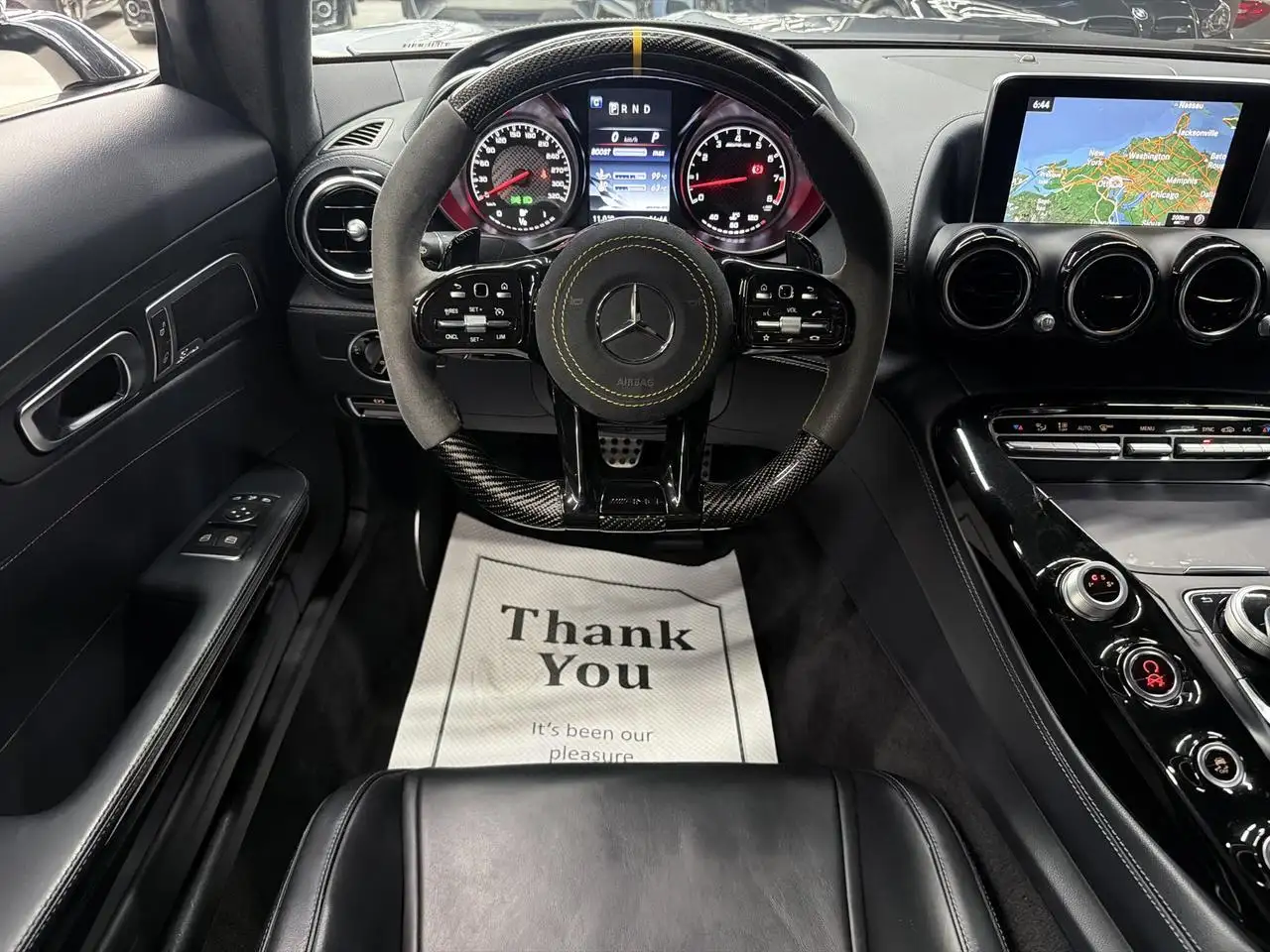 Mercedes-Benz AMG GT снимка Mercedes-Benz AMG GT