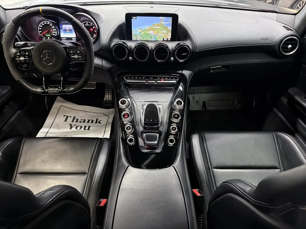 Mercedes-Benz AMG GT снимка Mercedes-Benz AMG GT