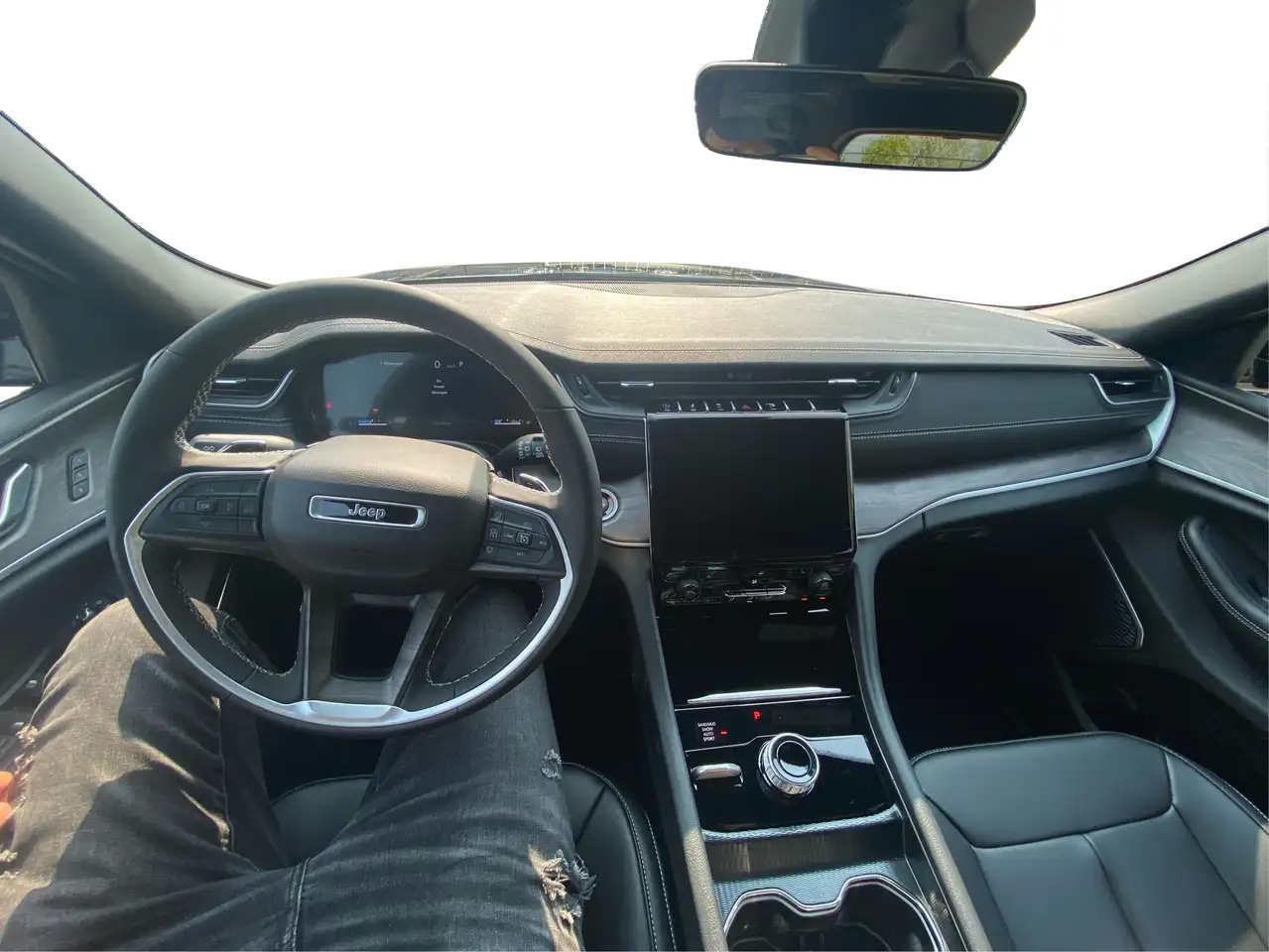 Jeep Grand Cherokee снимка Jeep Grand Cherokee