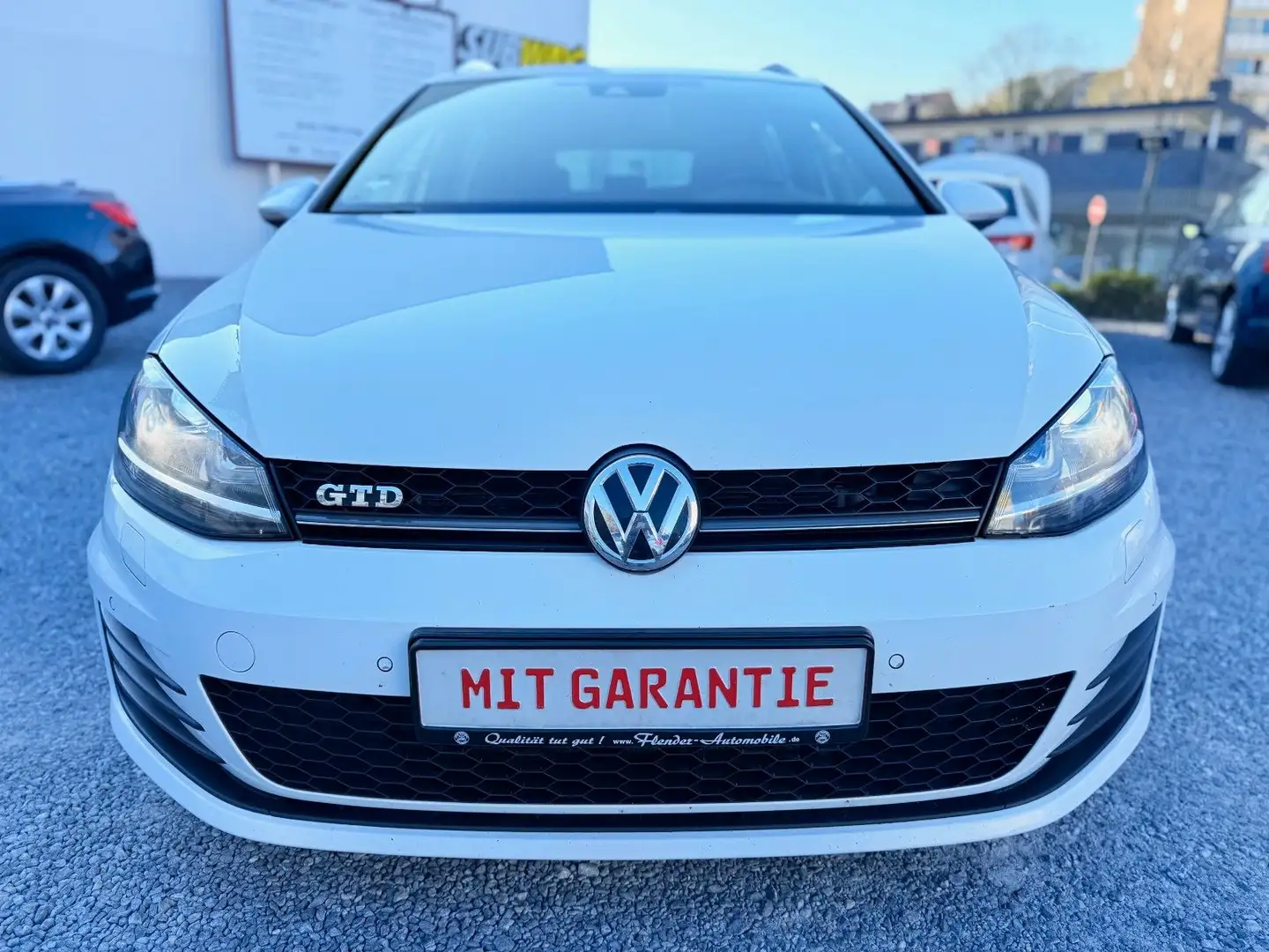 Volkswagen Golf VII Var. GTD  inkl. 3 Jahre Hausgarantie!!! Weiß - 2