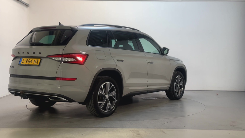 Skoda Kodiaq 1.5 TSI Sportline Business Camera Stoelverwarming — photo 3
