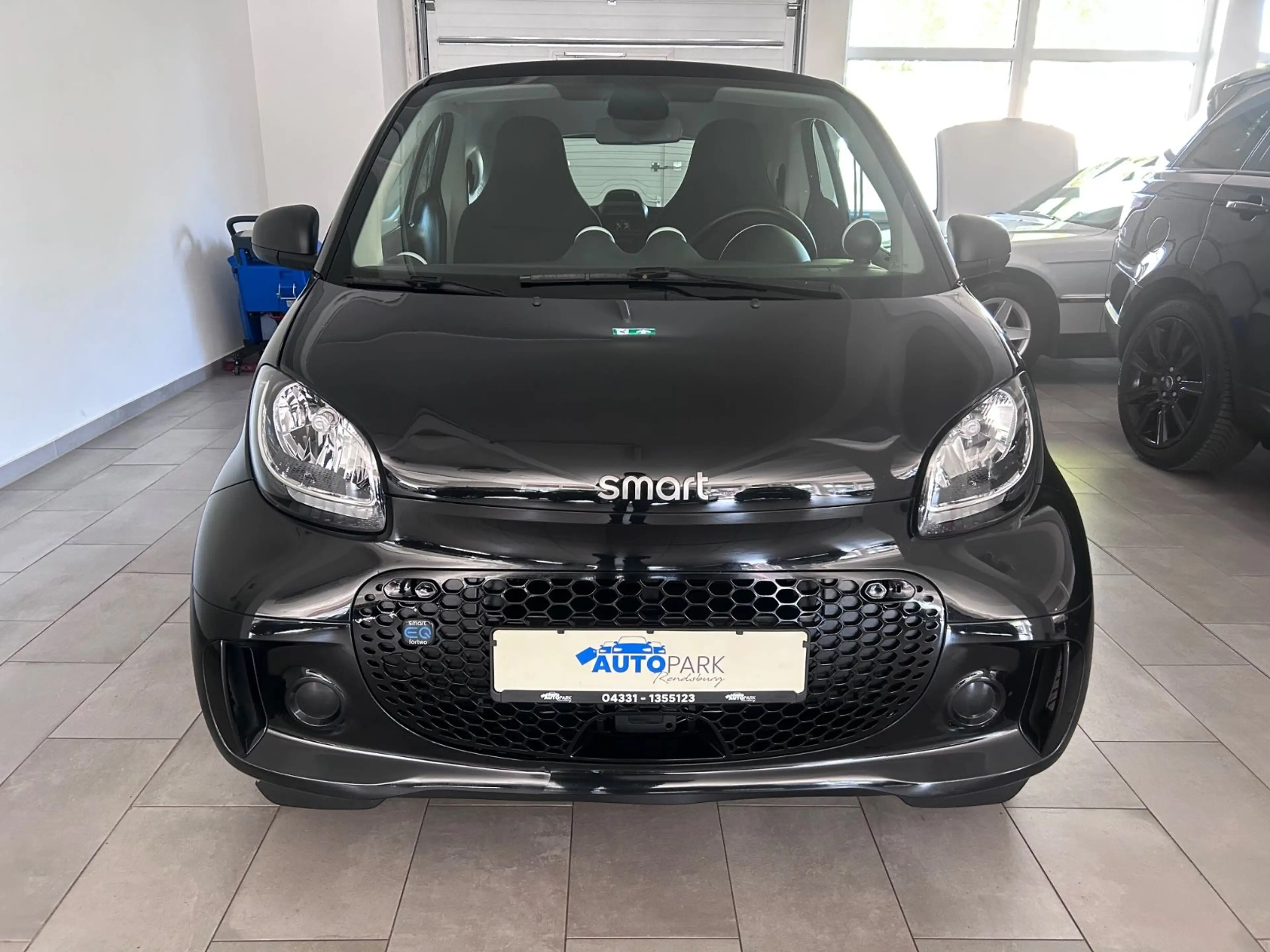smart forTwo coupe electric drive / EQ — photo 2