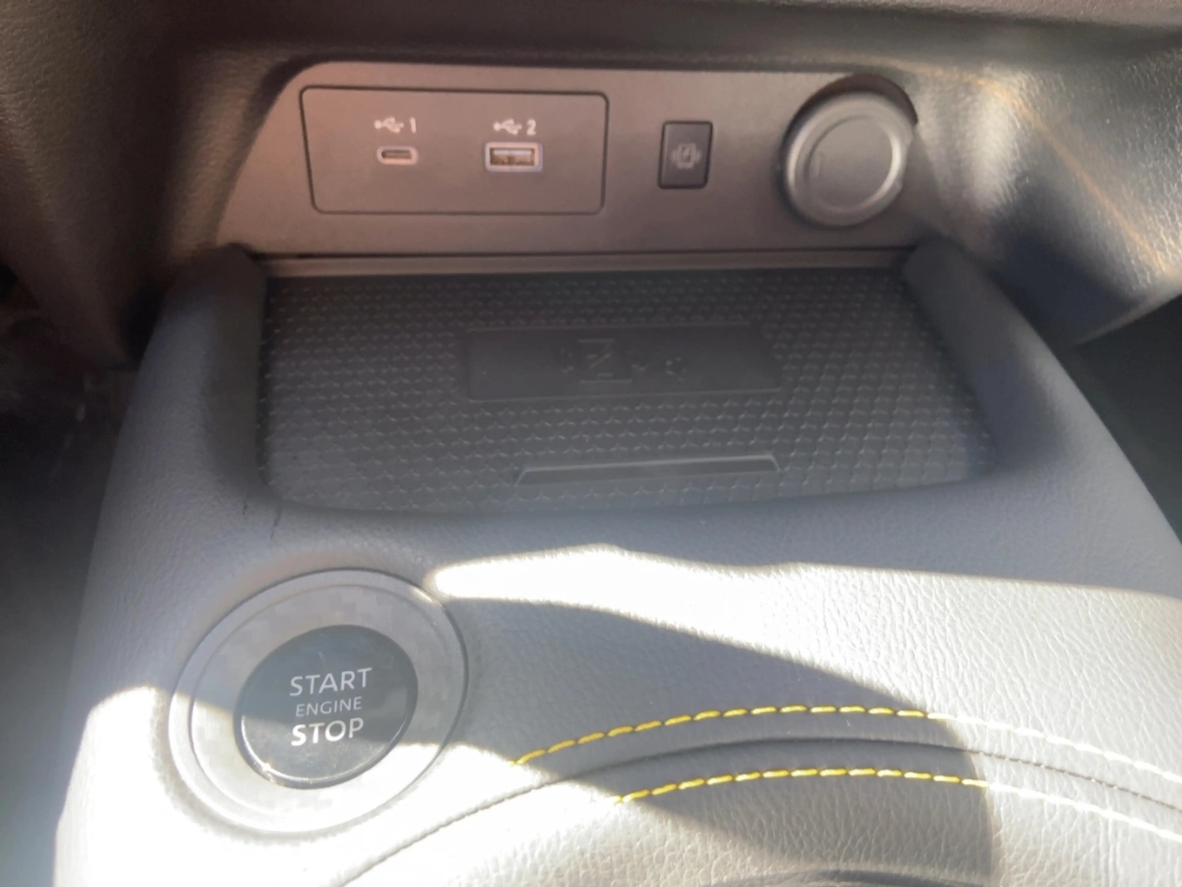 Nissan Juke N-SPORT 114PS Autom. Winter/Navi/RFK/Carplay — photo 15