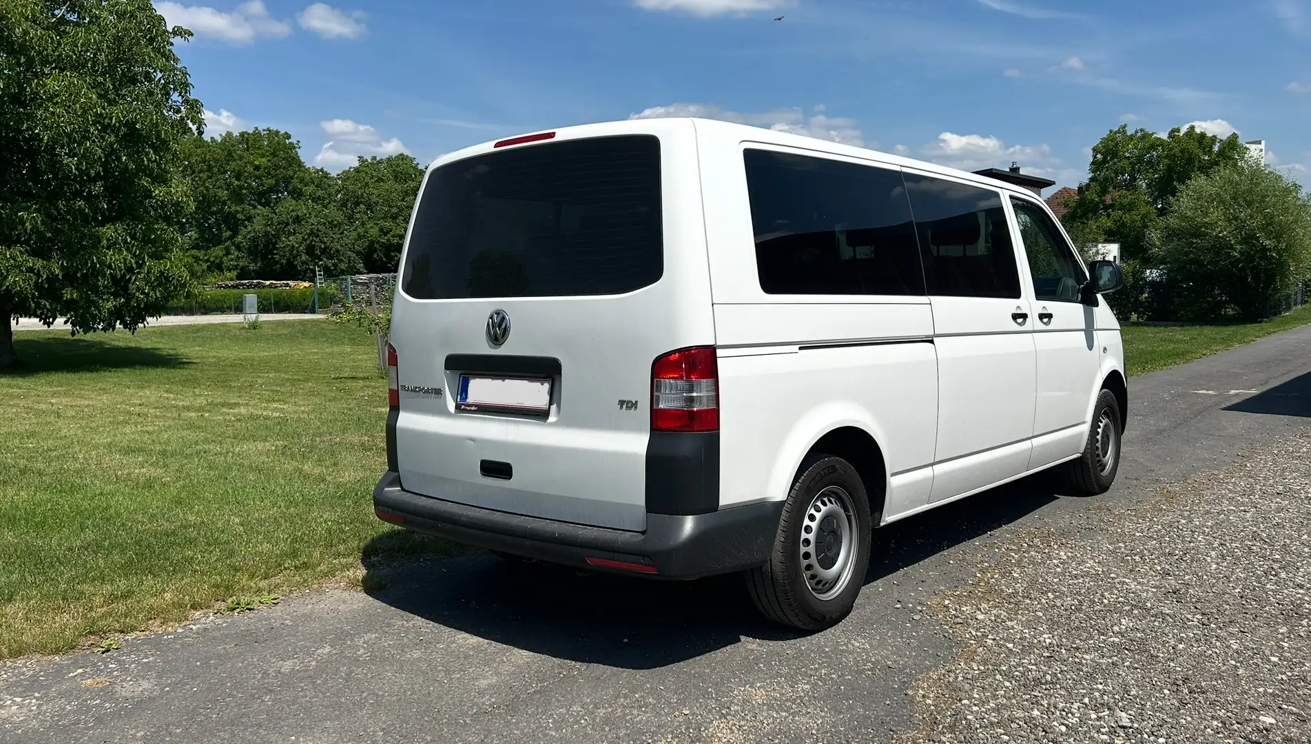 Volkswagen T5 LR, 9-Sitzer, Navi, Tempomat, PDC,GRA,Standheizung Weiß - 2