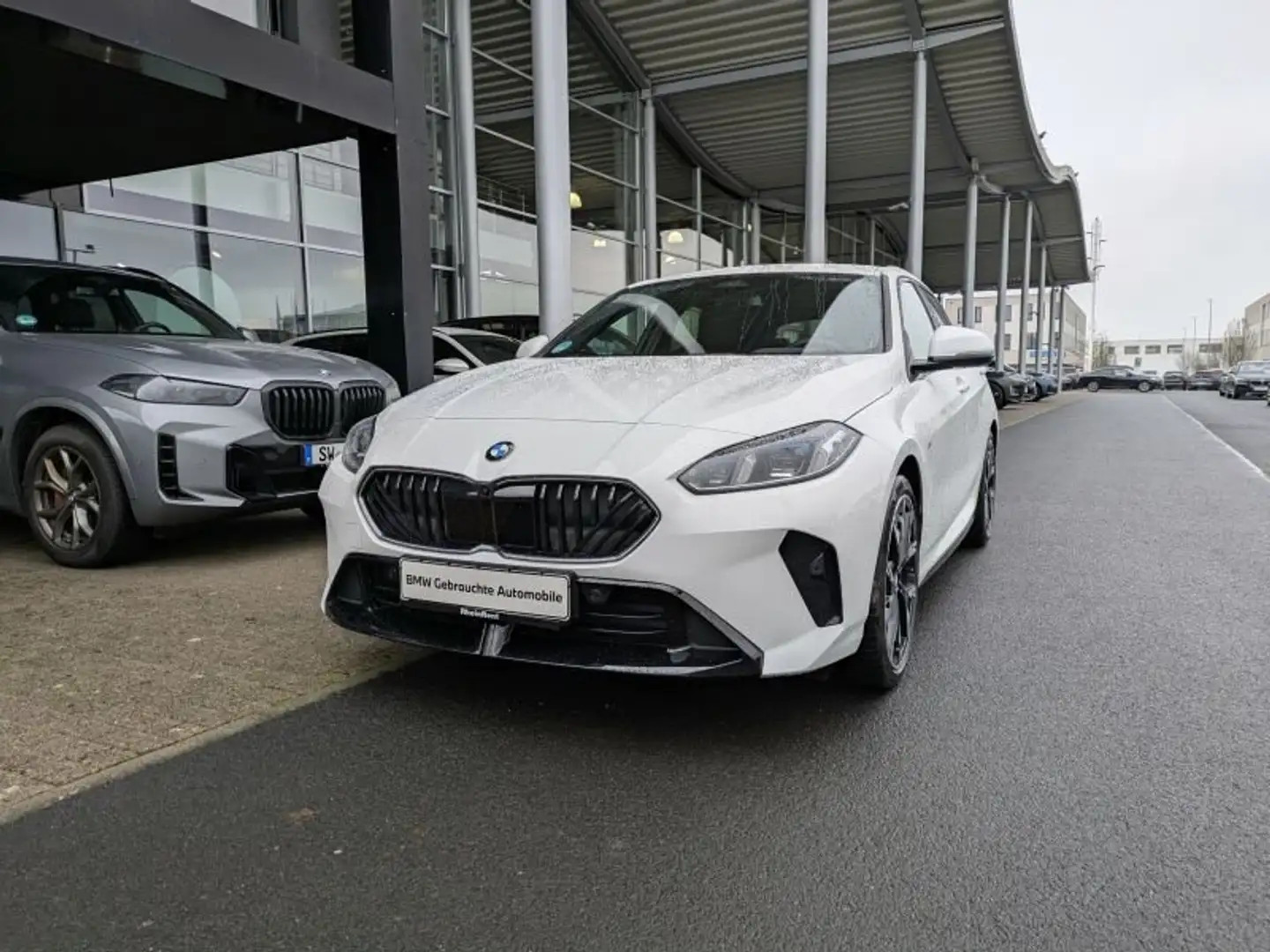 BMW 118 d Lim. M Sport HeadUp. Driv.Ass. Park.Ass. Weiß - 2