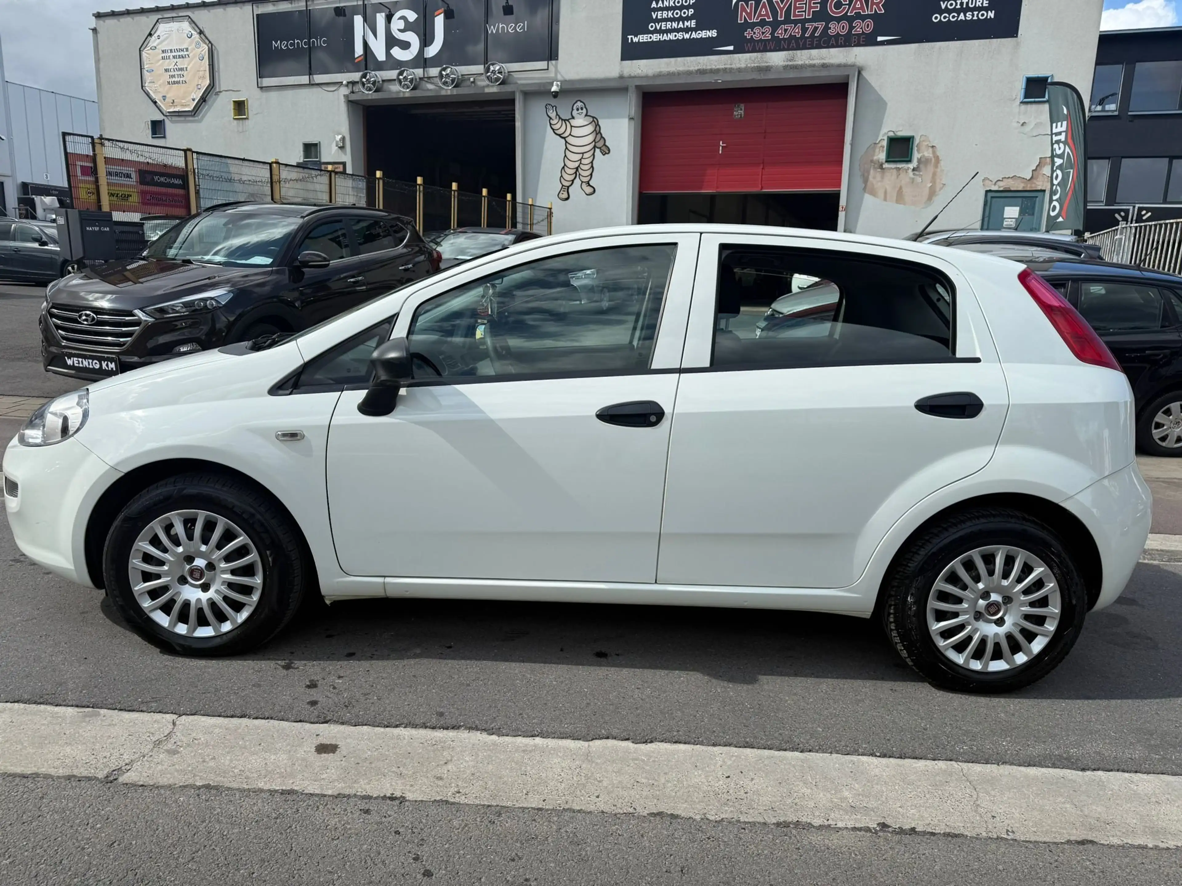 Fiat Punto 1.2i Easy**12M GARANTIE** — photo 9