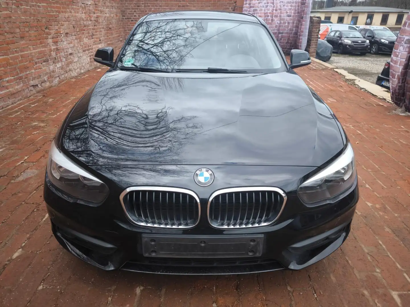 BMW 116 i  1.5 12V Motor Kontrollampe aktiv Schwarz - 2