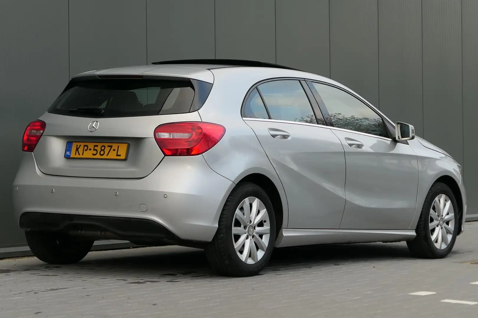 Mercedes-Benz A 180 CDI Prestige Panorama Navi Cruise Gris - 2