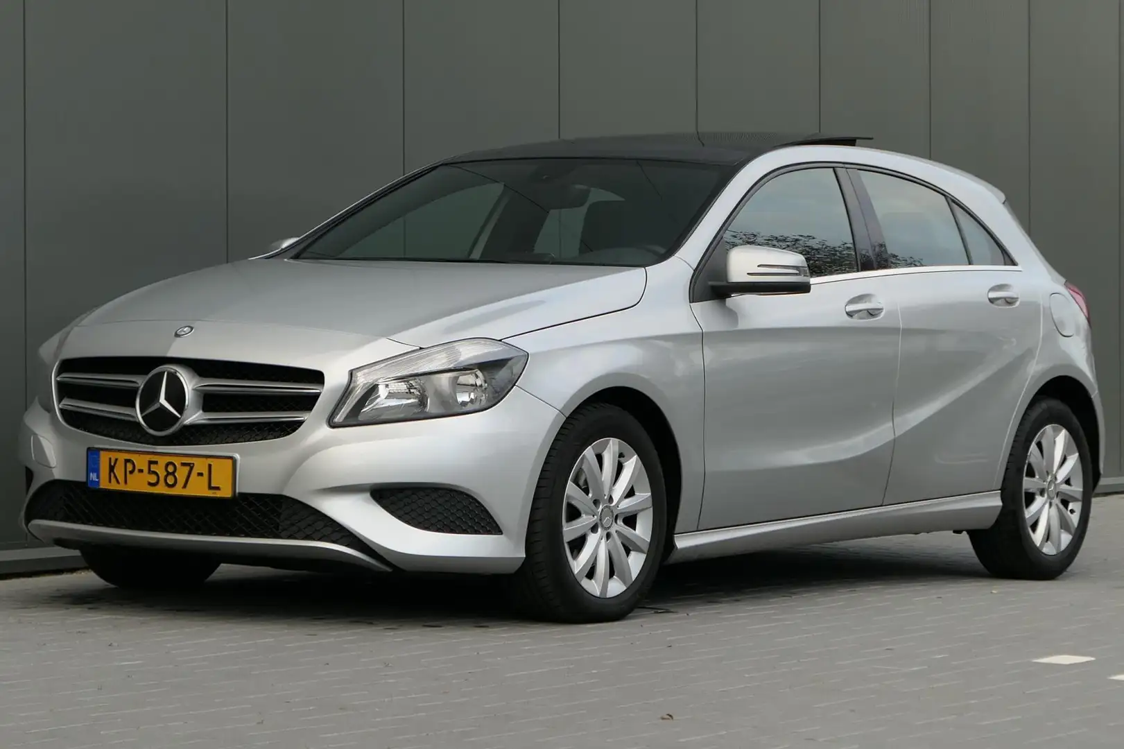 Mercedes-Benz A 180 CDI Prestige Panorama Navi Cruise Gris - 1