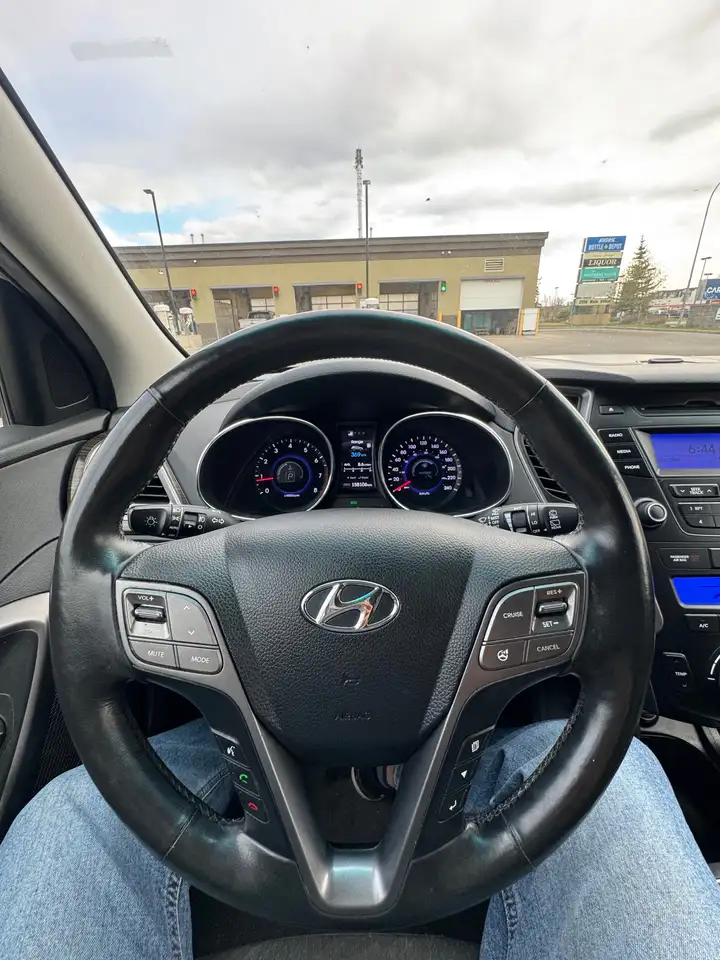 Hyundai SANTA FE снимка Hyundai SANTA FE