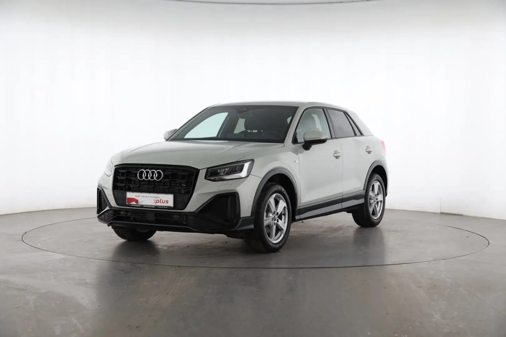 Audi Q2 30 TDI S tronic S line | AHK | MMI NAVI Silber - 2