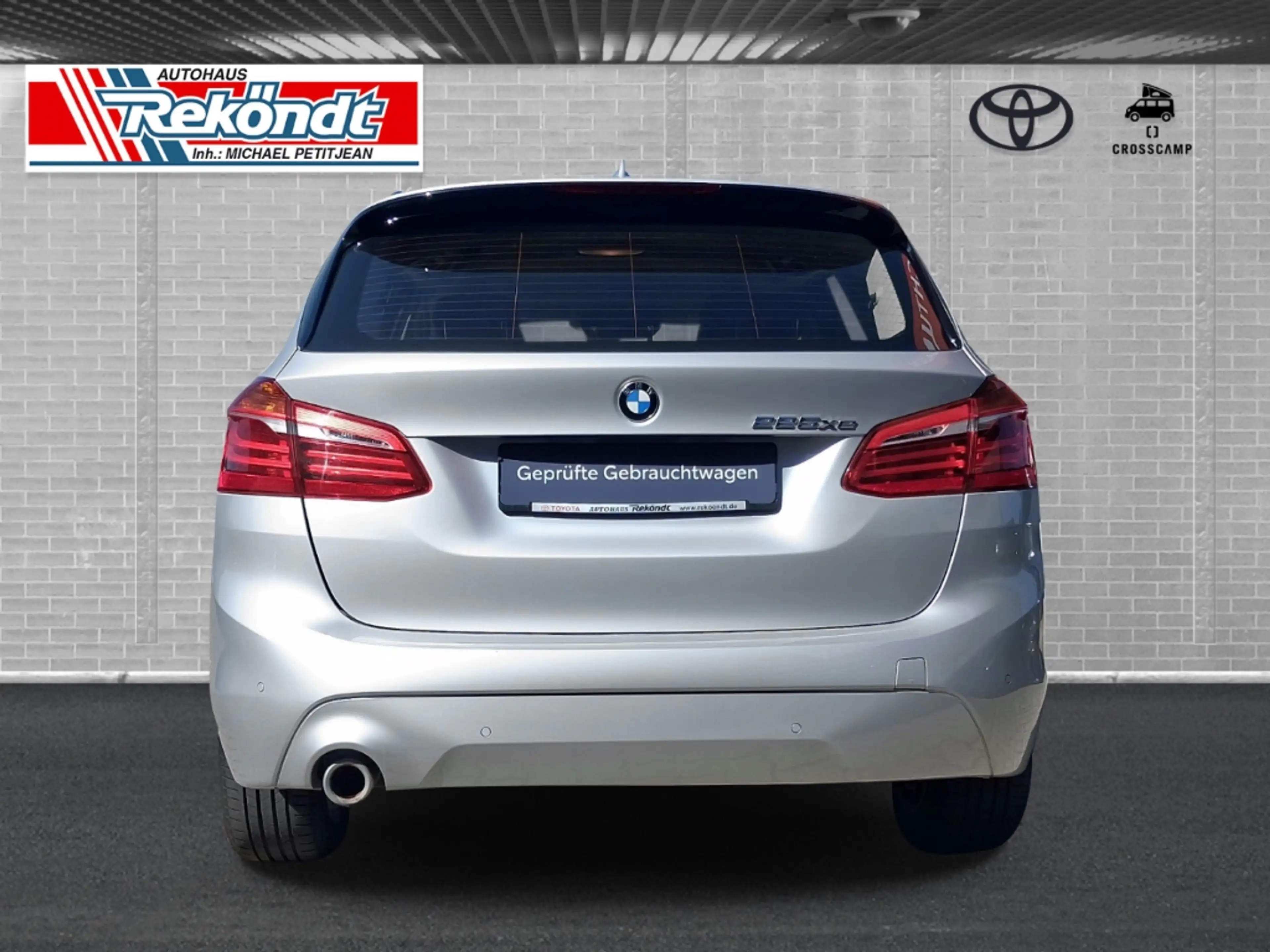 BMW 225 Active Tourer xe iPerformance Advantage Navi LED B — photo 5