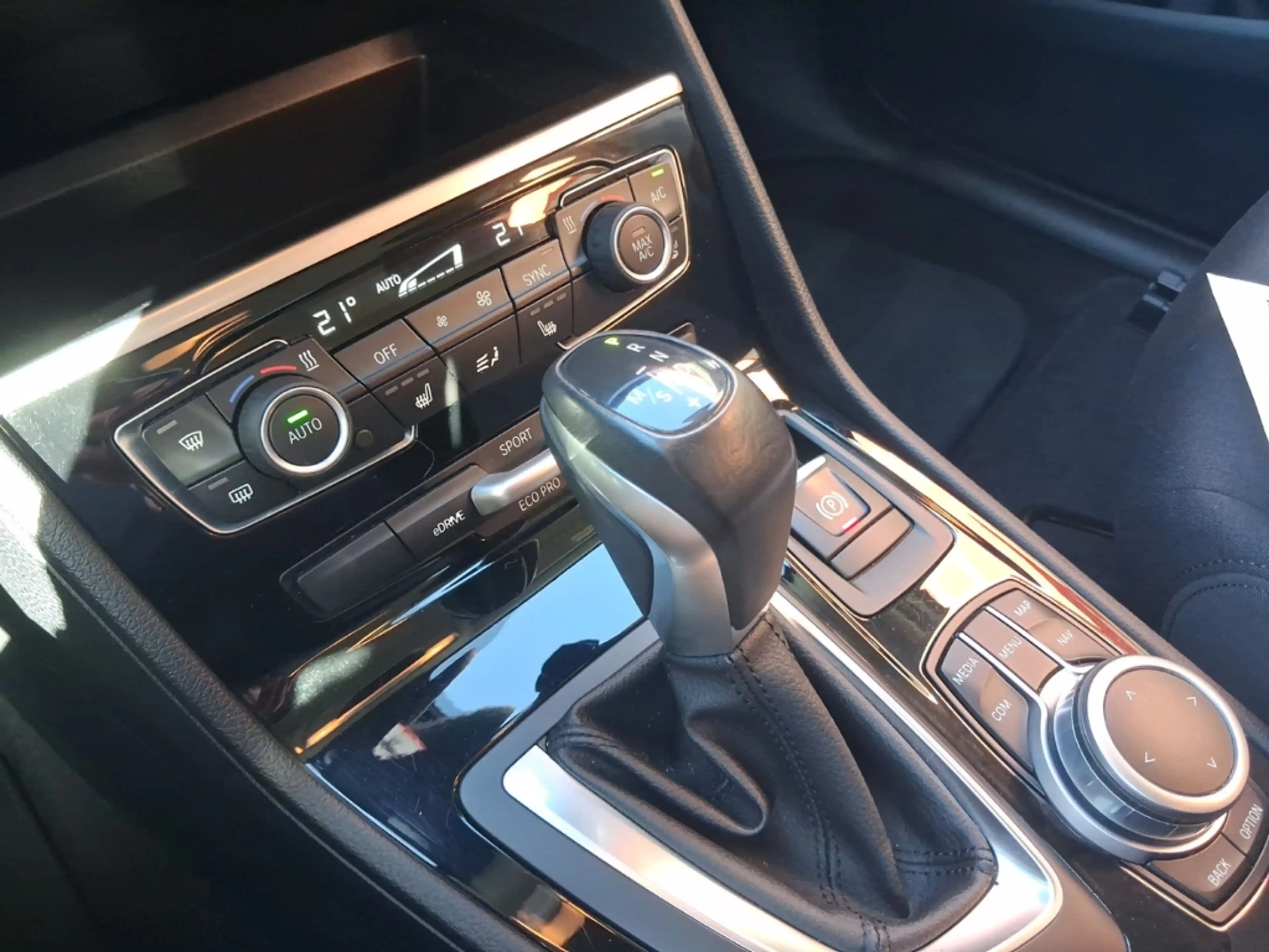 BMW 225 Active Tourer xe iPerformance Advantage Navi LED B — photo 13