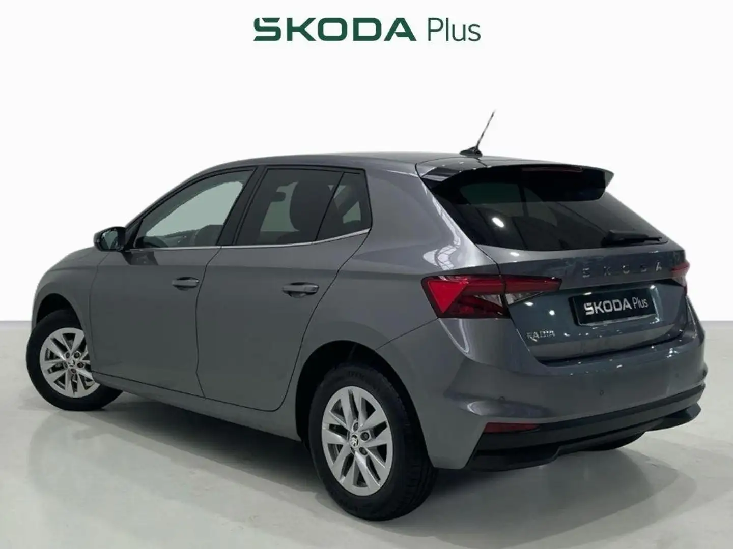 Skoda Fabia 1.0 TSI Selection 70kW Gris - 2