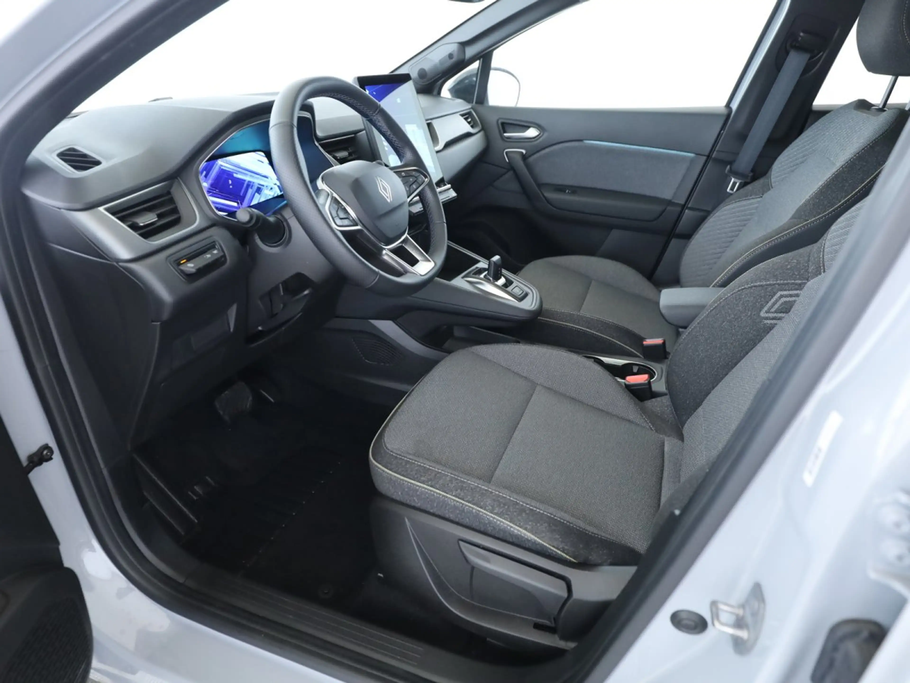 Renault Symbioz 1.3 Mild-Hybrid 140 Techno — photo 11