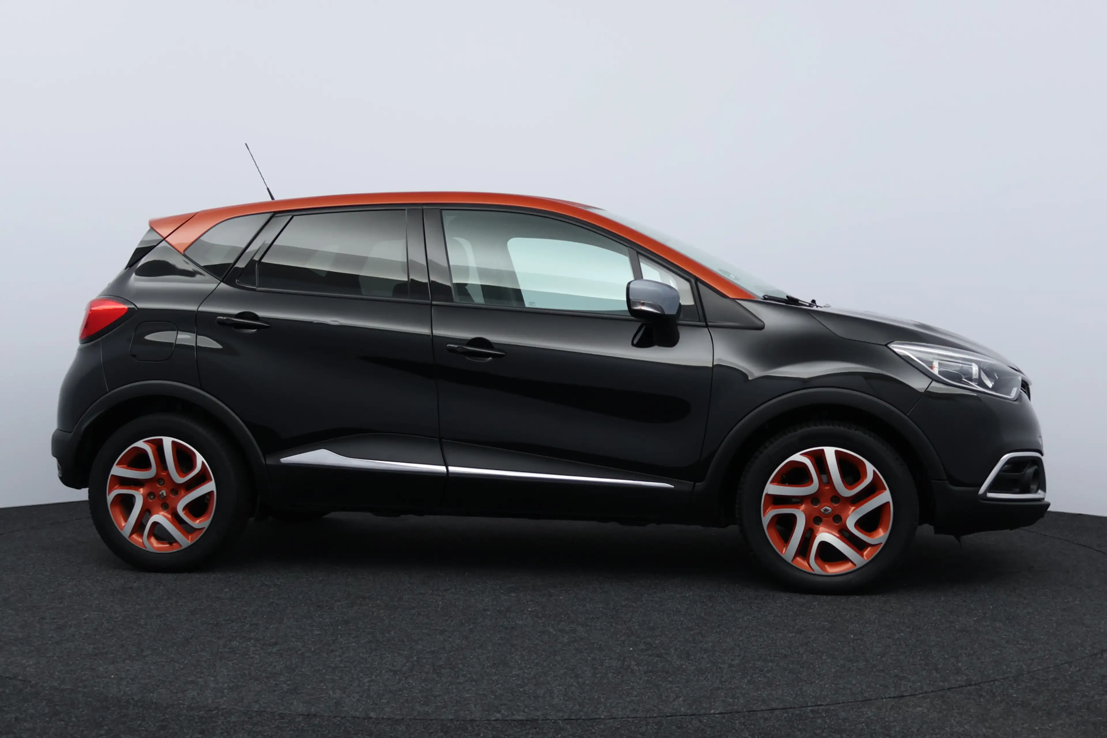 Renault Captur 0.9 TCe Expression/ Stoelverw!/ Camera/ 17''LMV/ K — photo 13