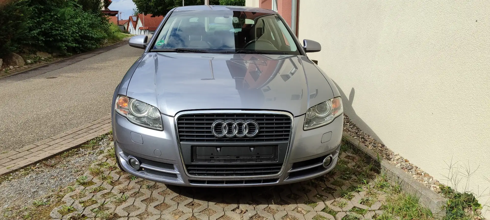 Audi A4 1.8 T Grau - 2