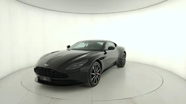 Aston Martin DB11 Coupe 4.0 V8 auto
