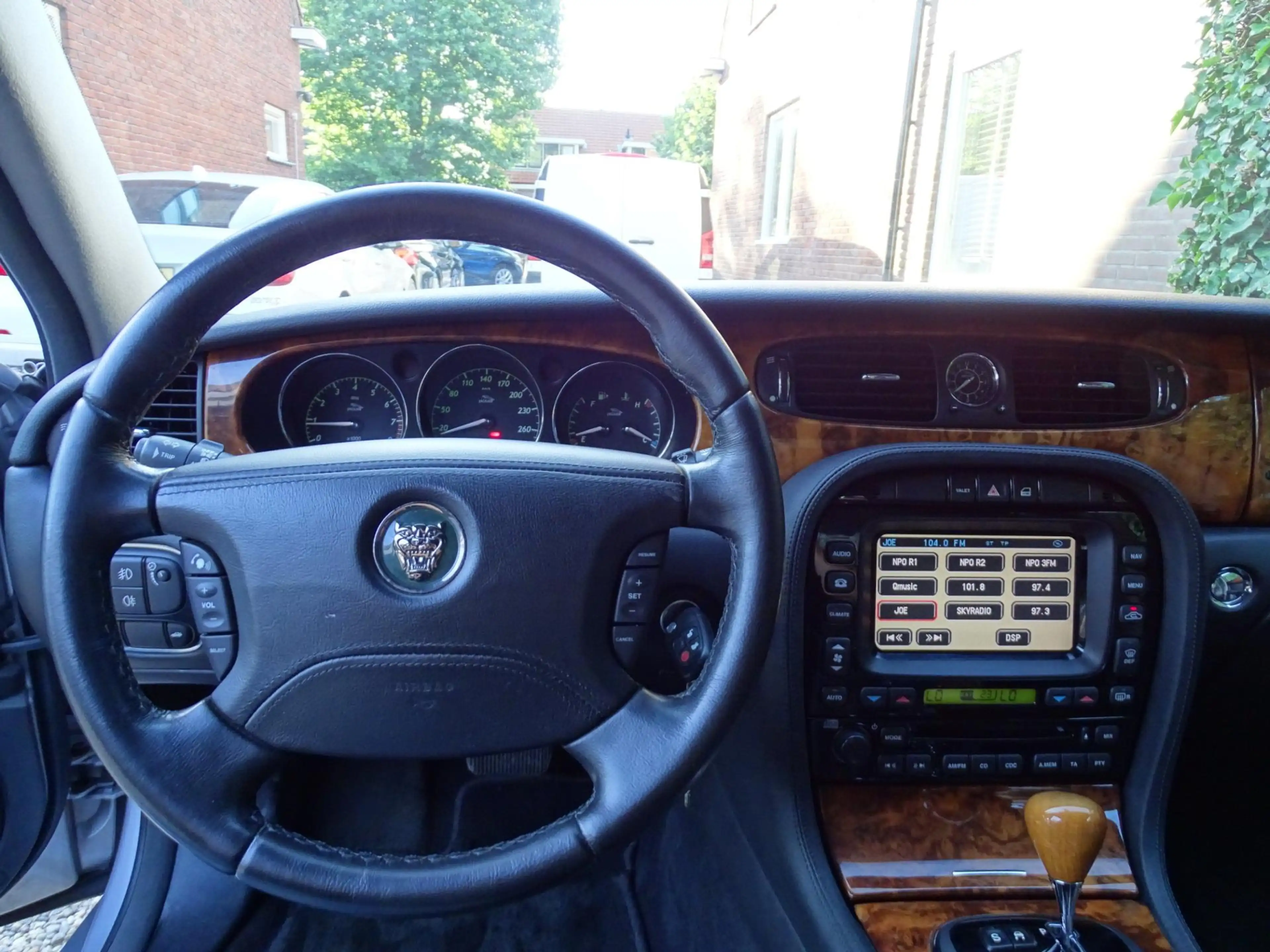 Jaguar XJ 3.0 V6 Sport | Youngtimer | Onderhoudshistorie aan — photo 6