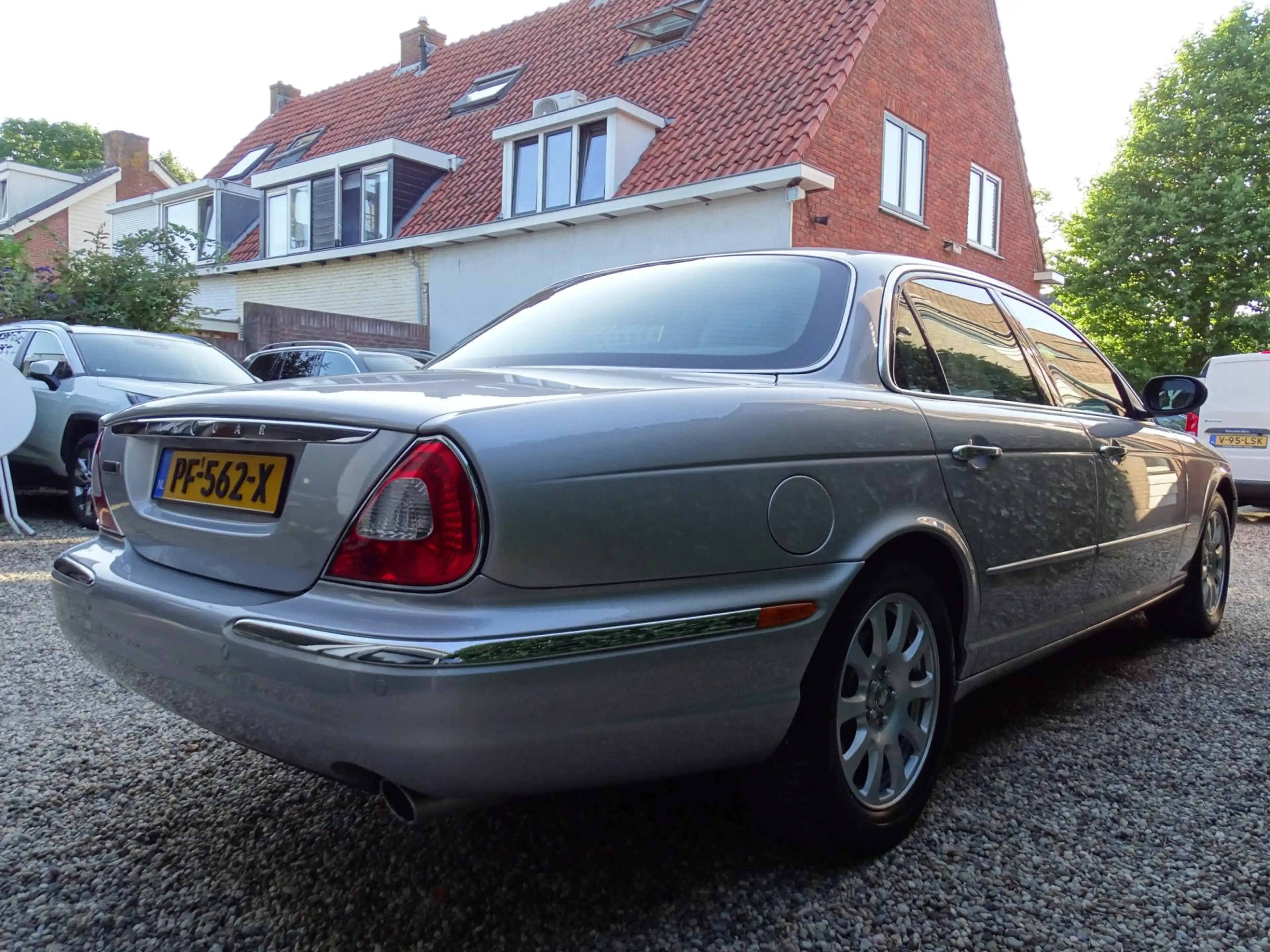 Jaguar XJ 3.0 V6 Sport | Youngtimer | Onderhoudshistorie aan — photo 4