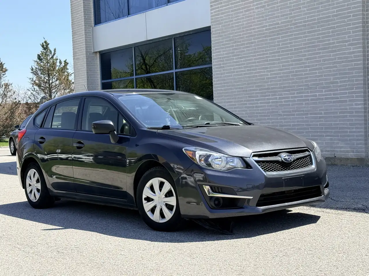 Subaru Impreza снимка Subaru Impreza