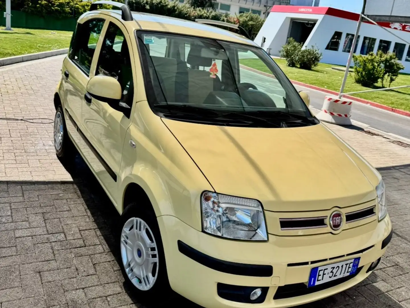 Fiat Panda Panda 1.2 Active natural power Giallo - 1