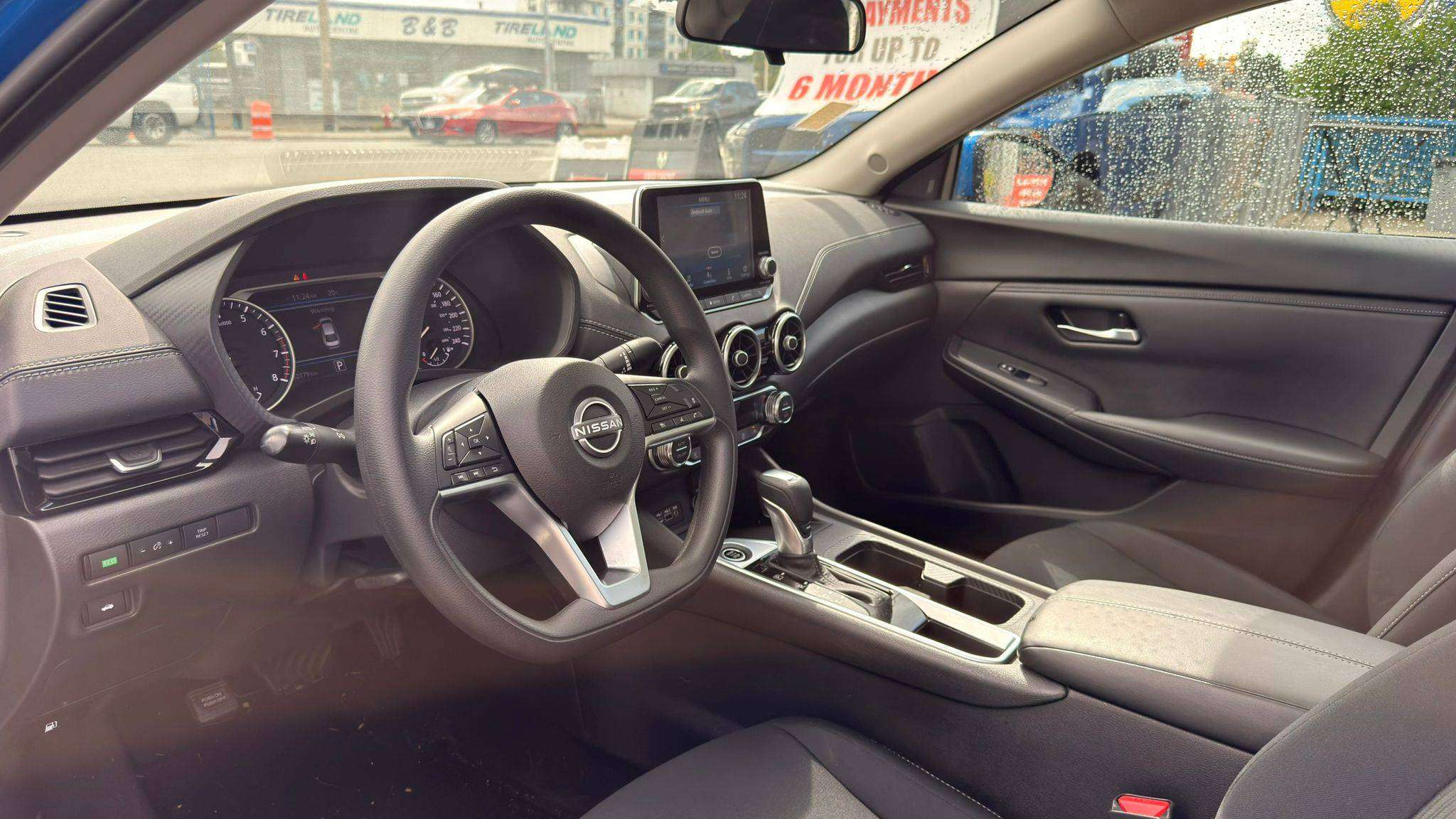 2024 Nissan Sentra — view 9