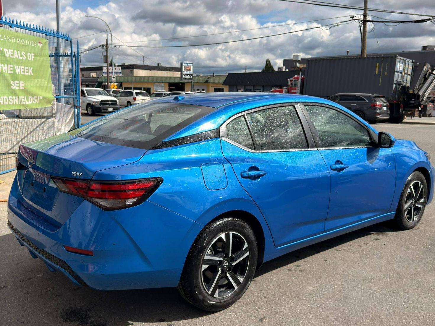 2024 Nissan Sentra — view 5