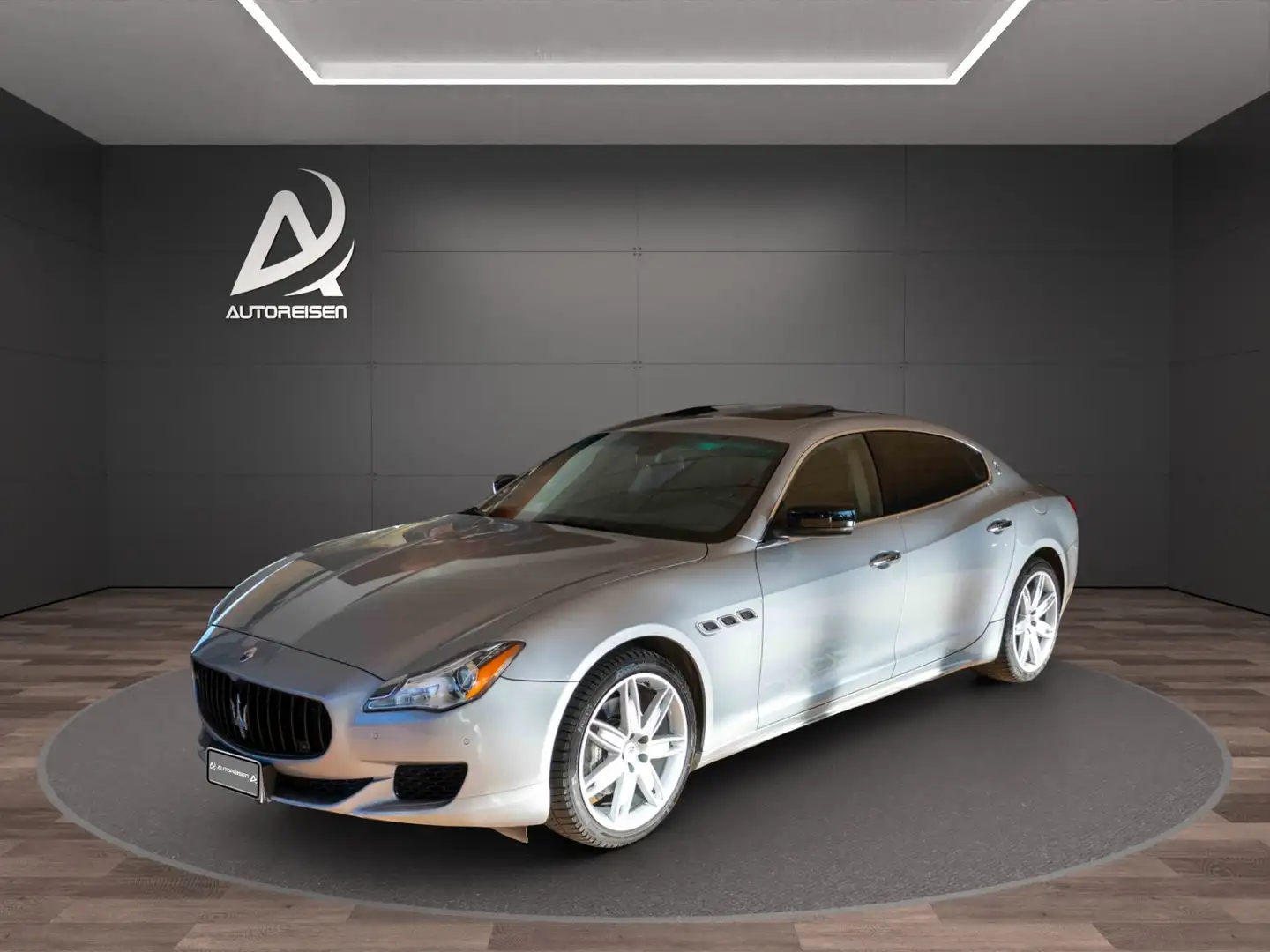 Maserati Quattroporte V6 Diesel 275 CV Srebrny - 1