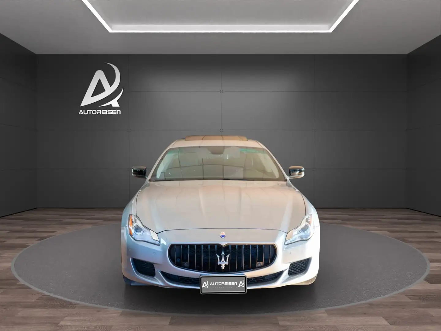 Maserati Quattroporte V6 Diesel 275 CV Srebrny - 2