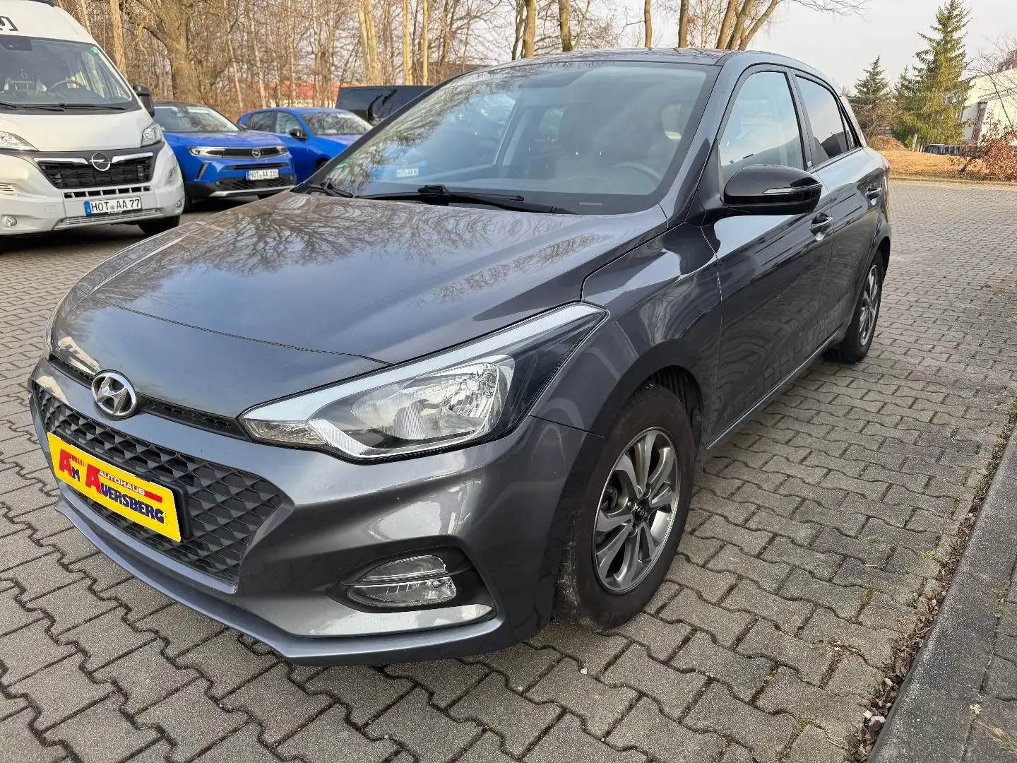Hyundai i20 i20 (GB)(11.2014- ) YES! Stříbrná - 2