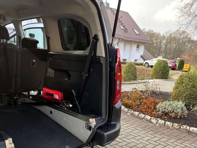 Citroen Berlingo Berlingo XL BlueHDi 130 EAT8 SHINE