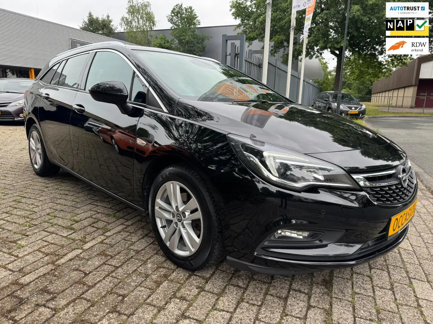 Opel Astra Sports Tourer 1.4 Business Executive automaat, ele Noir - 1