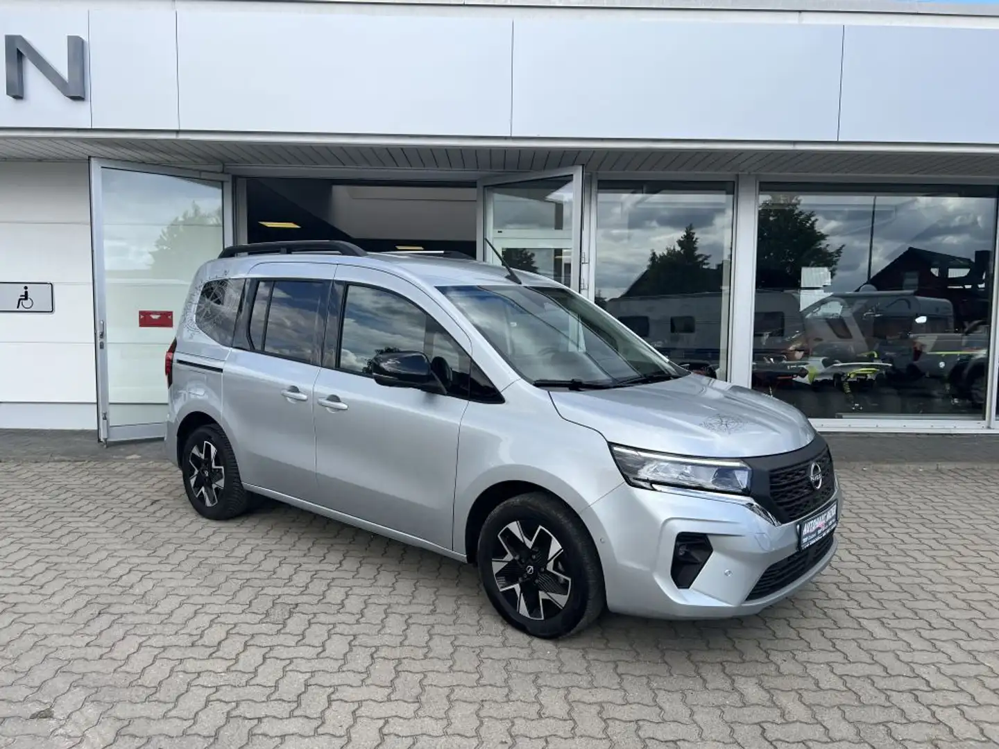 Nissan Townstar DIG-T 130 Kombi Tekna Navi LED Sitzheiz Gri - 1