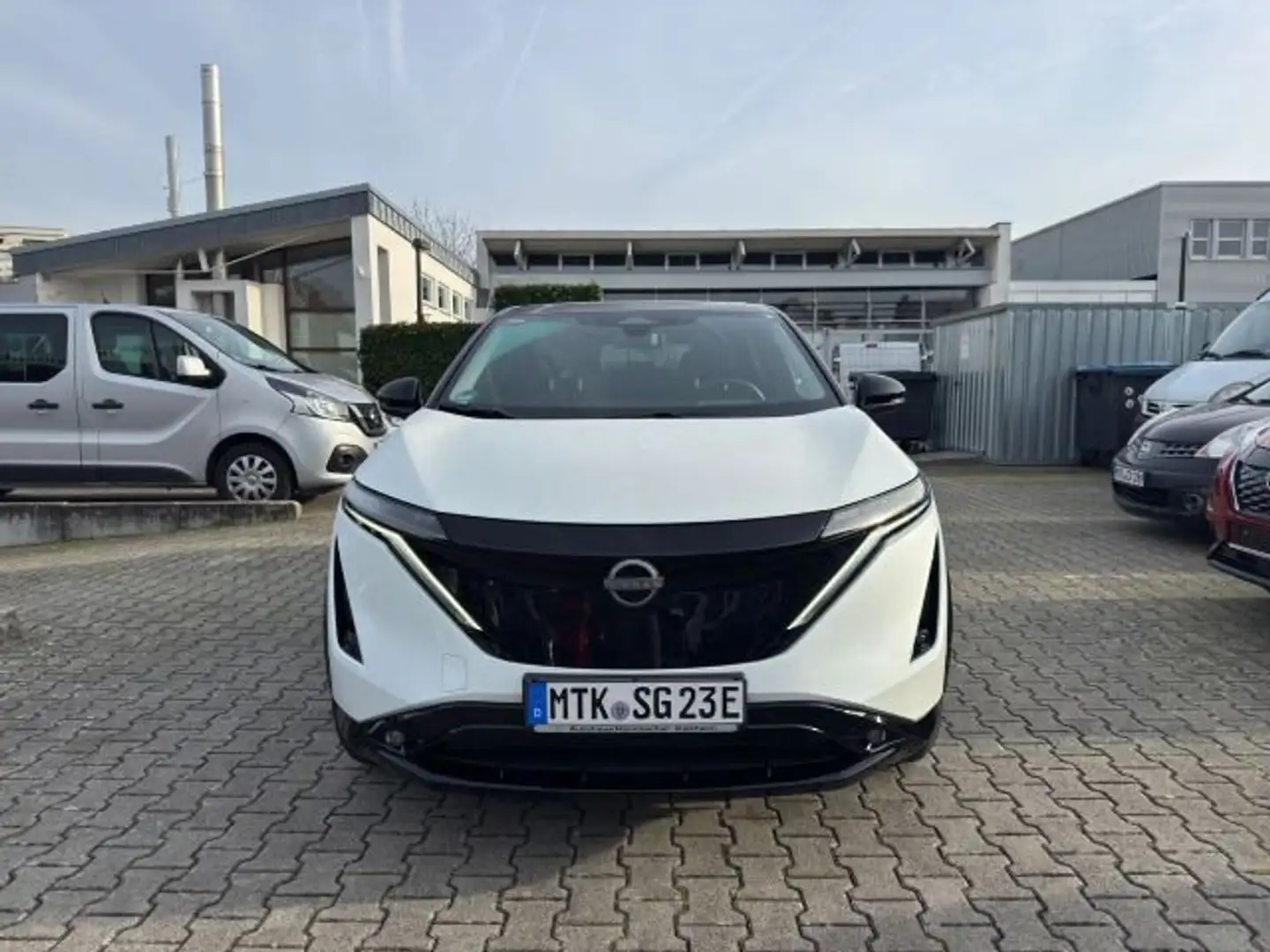 Nissan Ariya 87 kWh Evolve Pack Weiß - 2