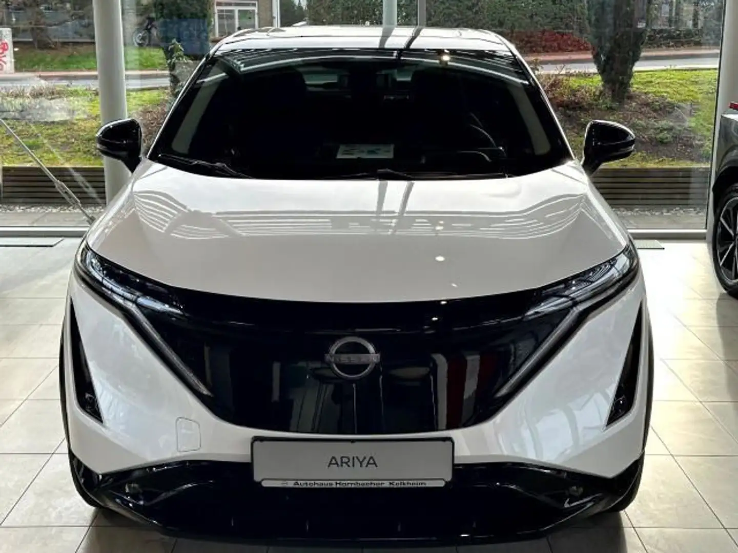Nissan Ariya 87 kWh Evolve Pack Weiß - 2