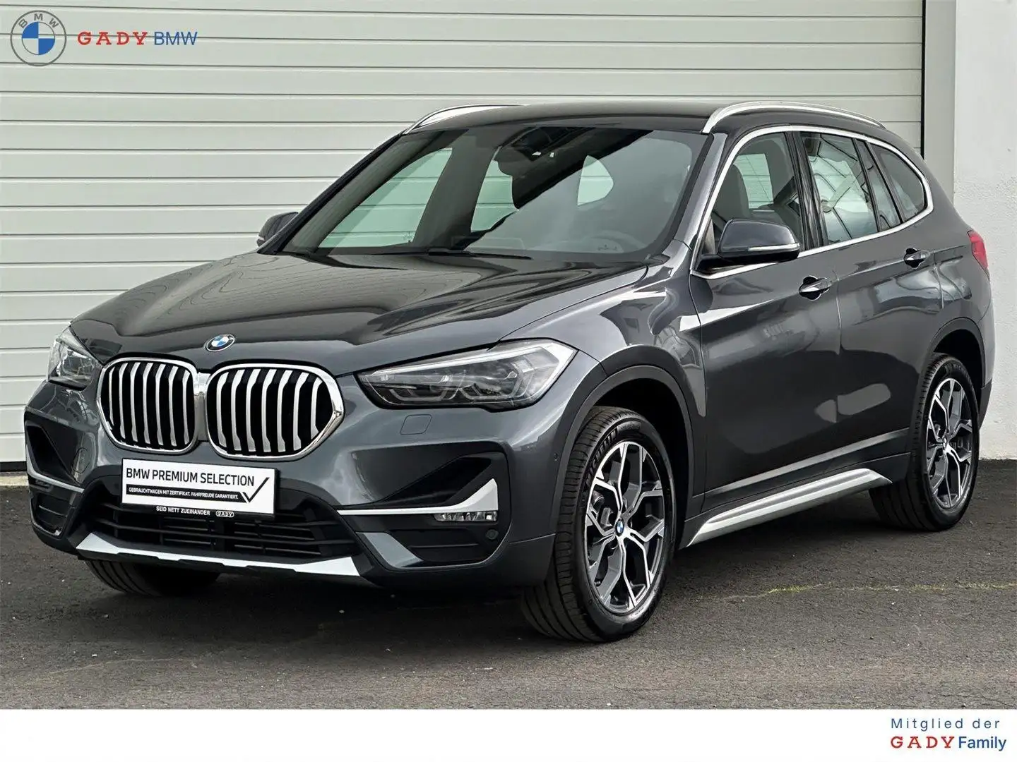 BMW X1 sDrive18d Grau - 1