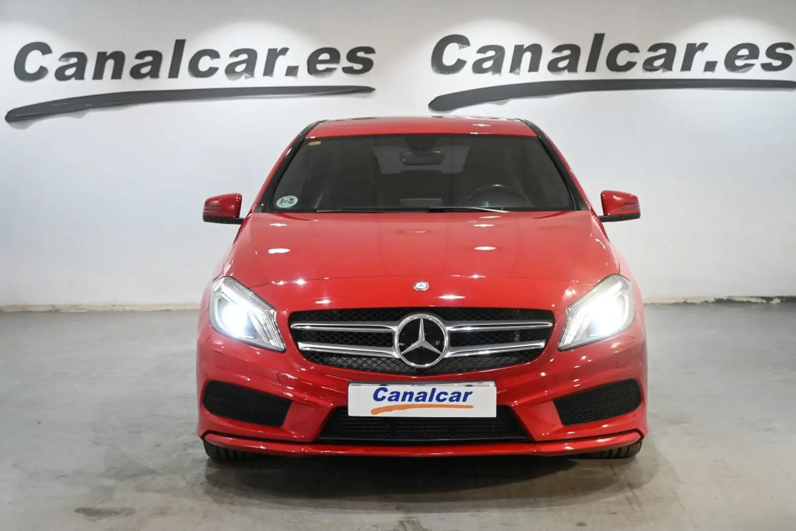 Mercedes-Benz A 180 180CDI BE AMG Line 7G-DCT Rojo - 2