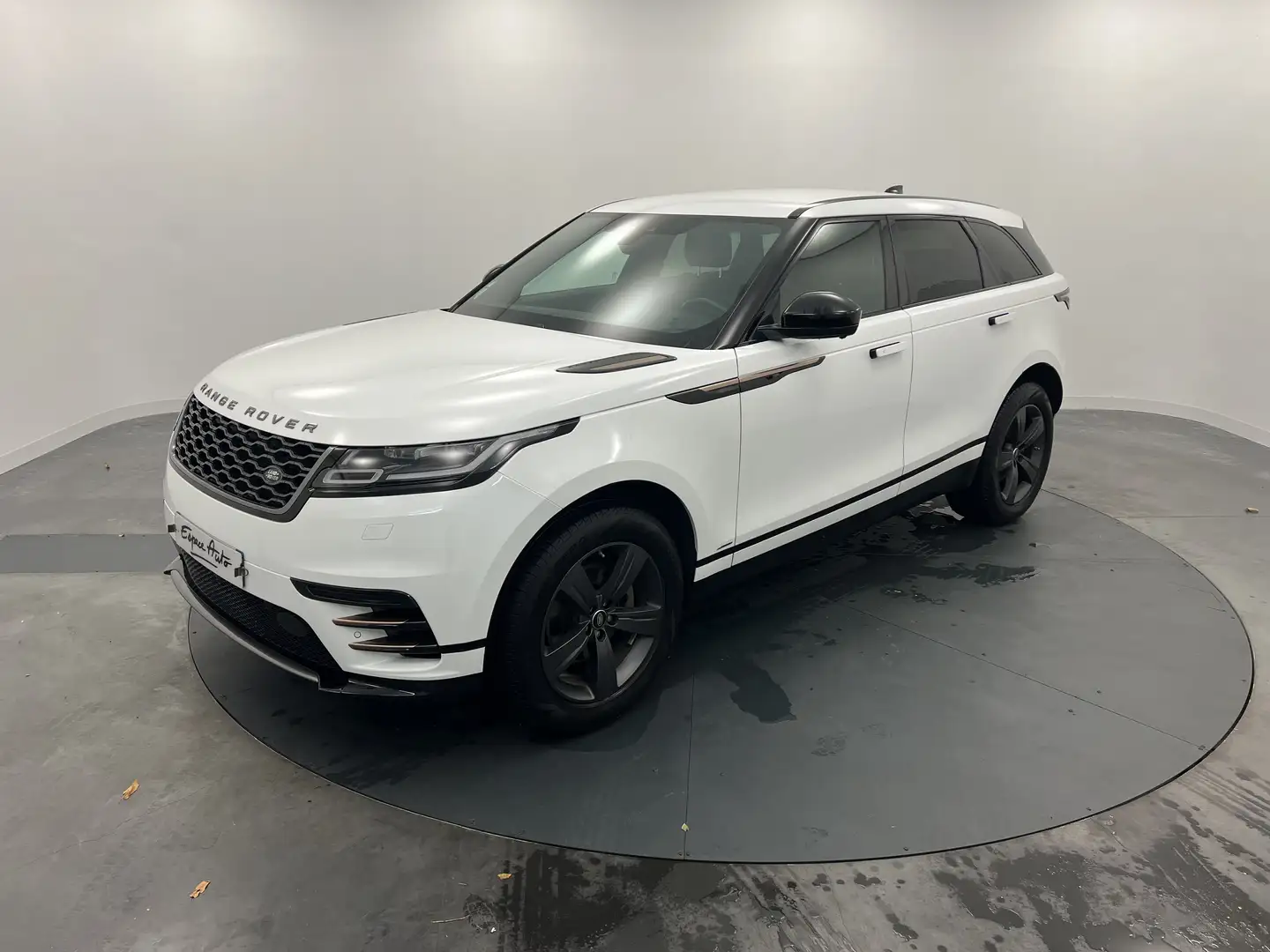 Land Rover Range Rover Velar 2.0L D180 BVA S R-Dynamic Blanc - 1