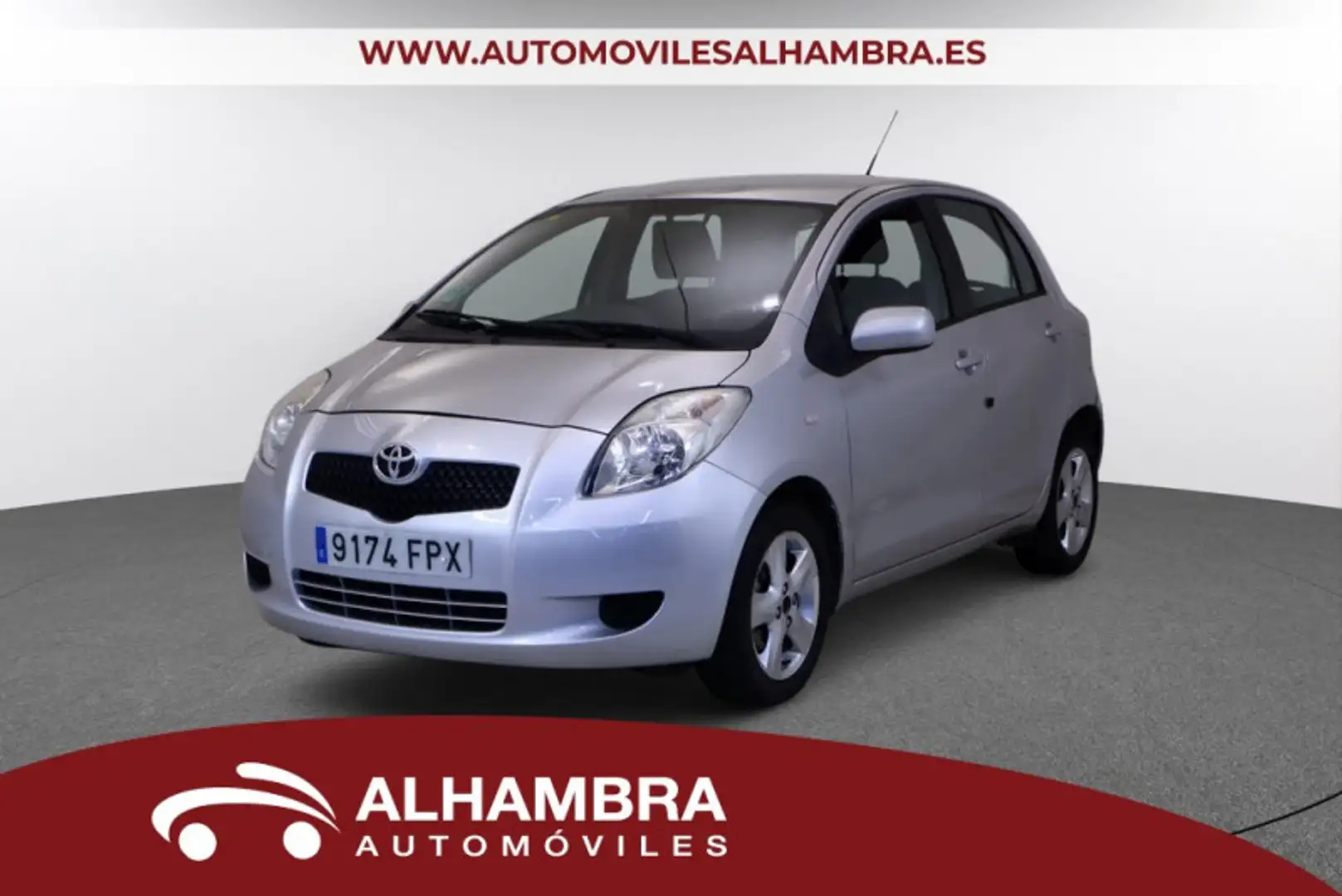 Toyota Yaris 1.3 VVT-i Sol - 2