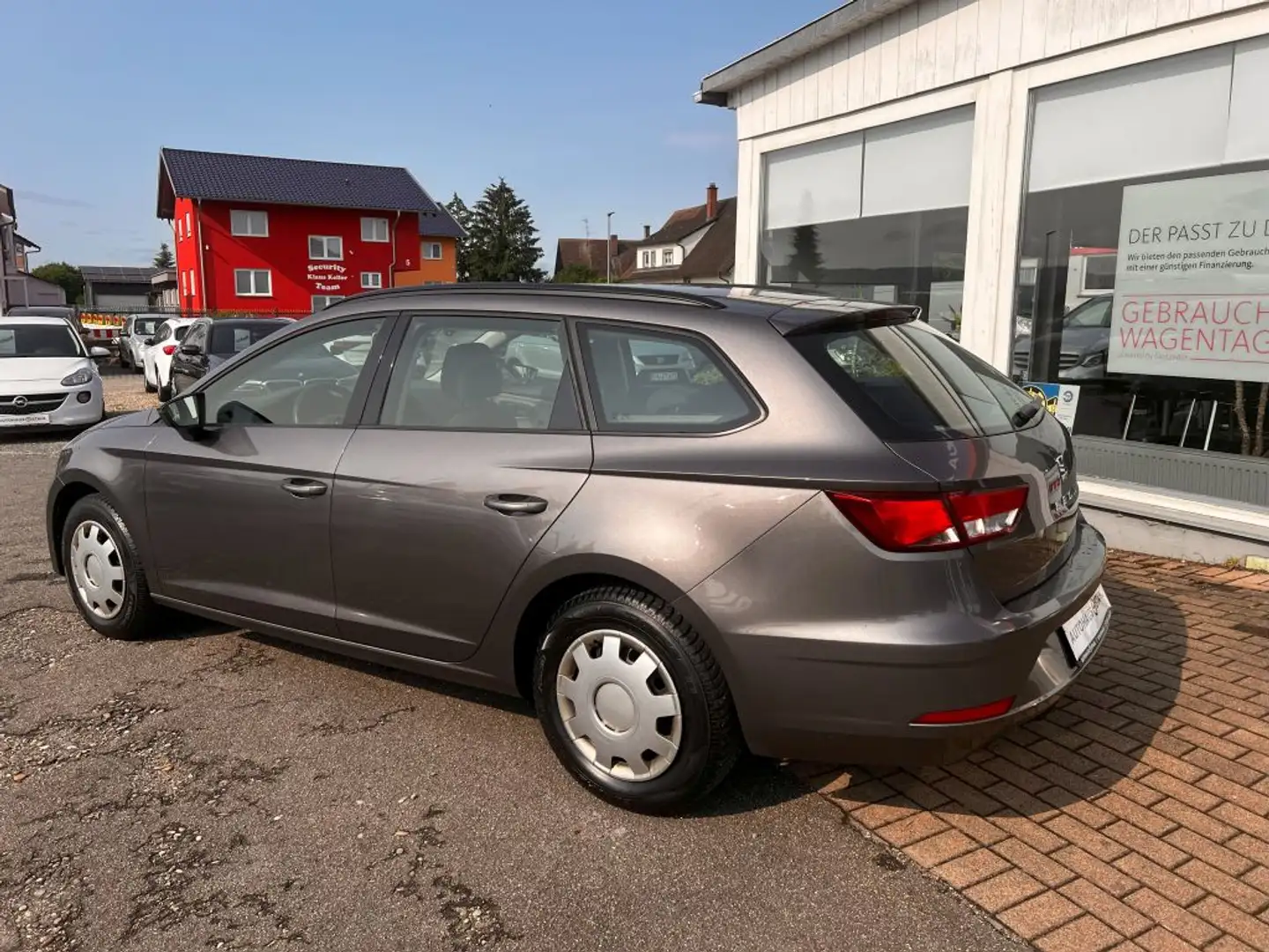 SEAT Leon ST 1.2 TSI Start&Stop Reference Grau - 2