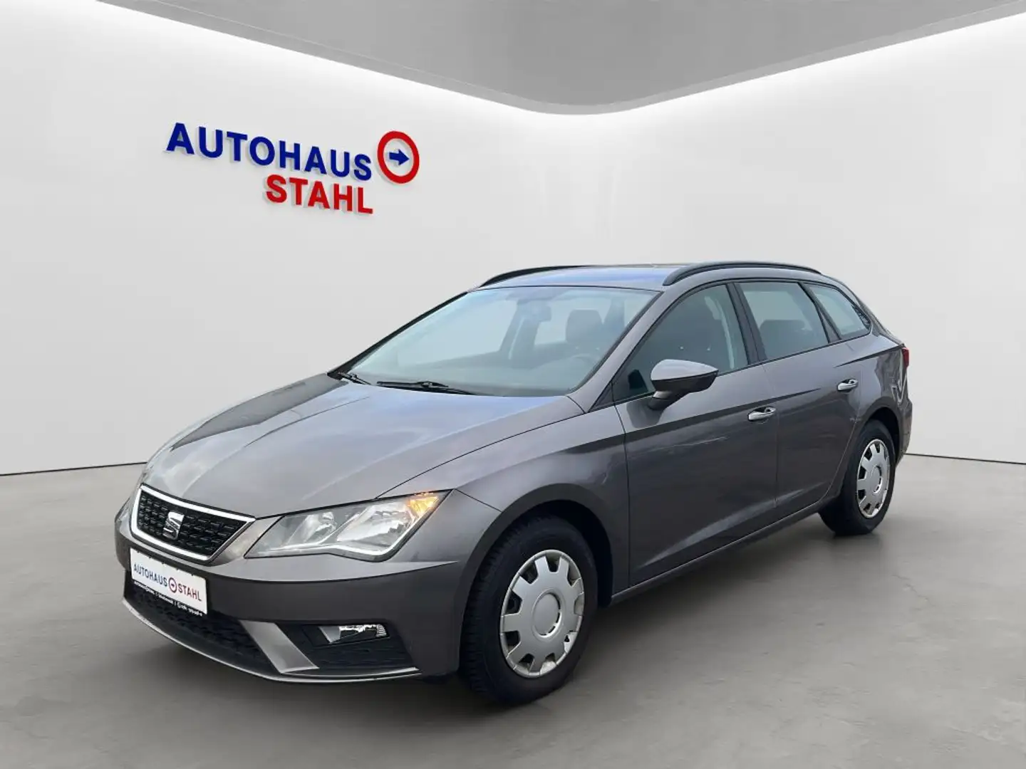 SEAT Leon ST 1.2 TSI Start&Stop Reference Grau - 1