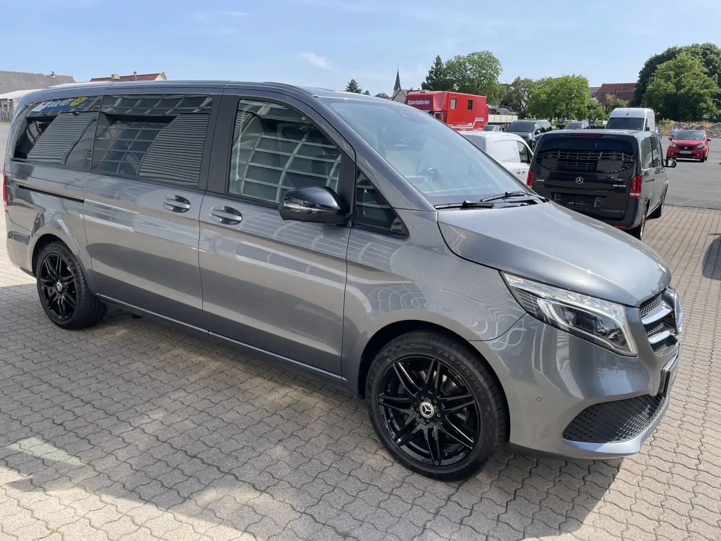 Mercedes-Benz V 250 V 250 d AVANTGARDE EDITION L NAVI+DISTRO+5 SITZE Grau - 2